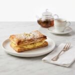 PACP007 Chefhola Pastries Cream Puffs Plain Estrules table