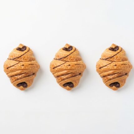 PAKR002 Chefhola Pastries Croissant Chocolate Croissant